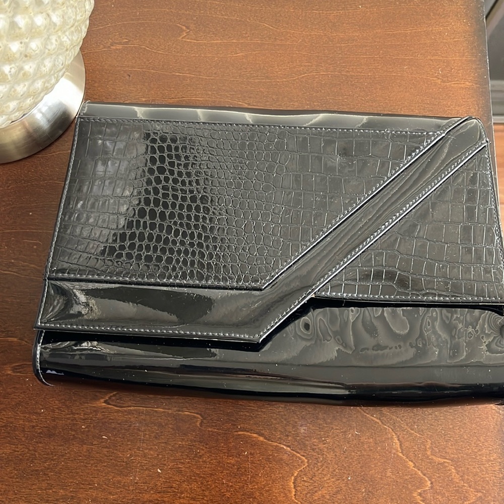 CABRELLI | Vintage Patent Leather Envelope Clutch